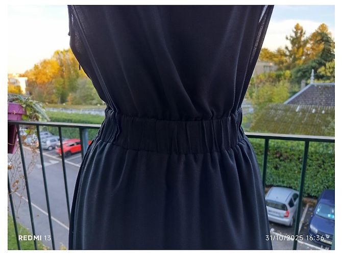 Vestido asimétrico negro de viscosa Elisabetta Franchi - vista 10
