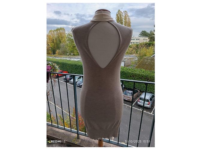 Fendi Strickkleid aus Kaschmir und Seide Beige Creme Roh - Ansicht 5
