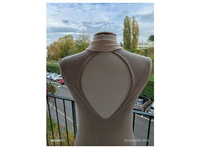 Fendi Strickkleid aus Kaschmir und Seide Beige Creme Roh - Ansicht 7
