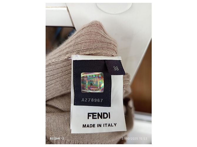 Fendi Strickkleid aus Kaschmir und Seide Beige Creme Roh - Ansicht 9