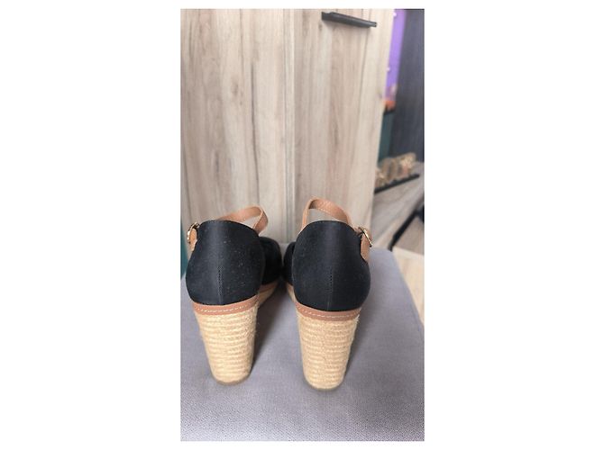 Schwarze Keilsandalen von Tommy Hilfiger mit Schleife - Ansicht 2