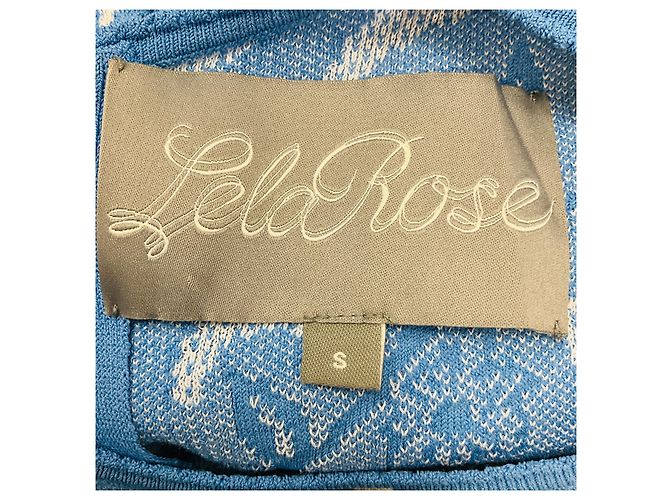 Blau / Weißes Blumen Stretch-Strick Kleid von Lela Rose - Ansicht 4