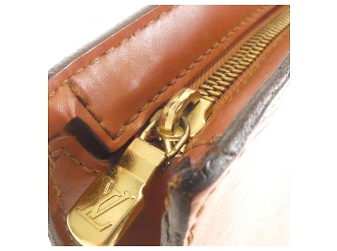 Borsa a mano Epi Saint-Jacques Louis Vuitton Marrone - vista 5