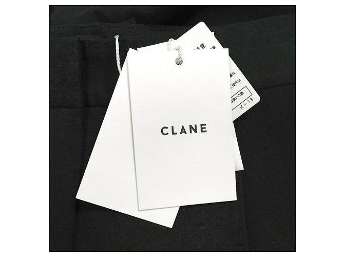 Autre Marque PANTALONES TAPERED CON CINTURÓN ANCHO 2WAY CLANE
Poliéster Algodón Poliuretano
Pantalones 2way - vista 5