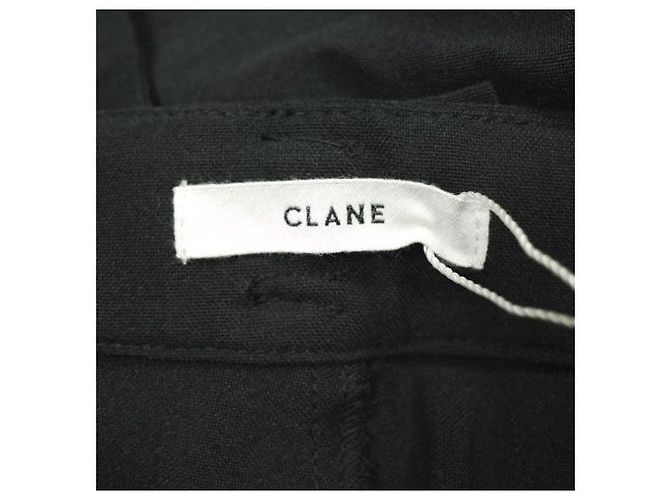 Autre Marque PANTALONES TAPERED CON CINTURÓN ANCHO 2WAY CLANE
Poliéster Algodón Poliuretano
Pantalones 2way - vista 6