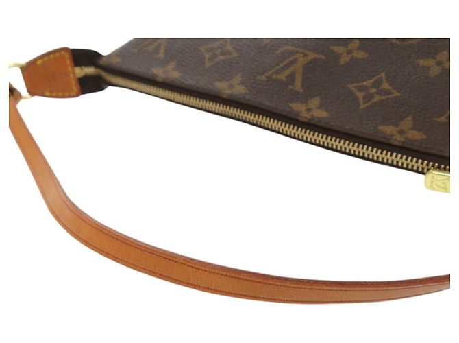 Pochette Accessoires Monogram Louis Vuitton Marrone - vista 5