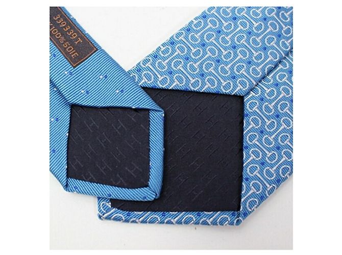Hermès Silk Cleric Tie White Blue - view 6