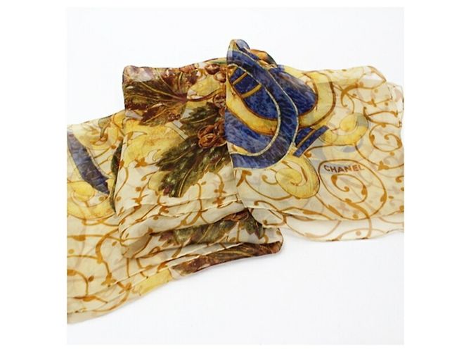 Bufanda de seda beige y amarilla de Chanel Amarillo - vista 8