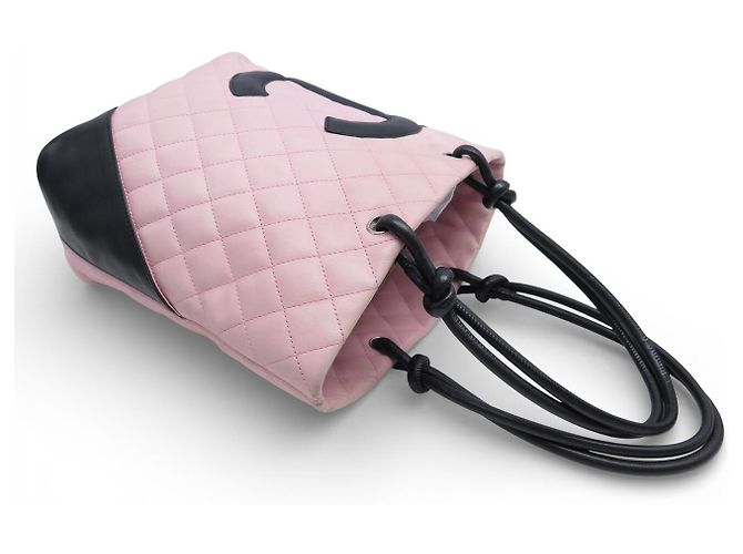 BOLSO DE MANO CHANEL CAMBON EN CUERO QUILTED ROSA Y NEGRO - vista 6