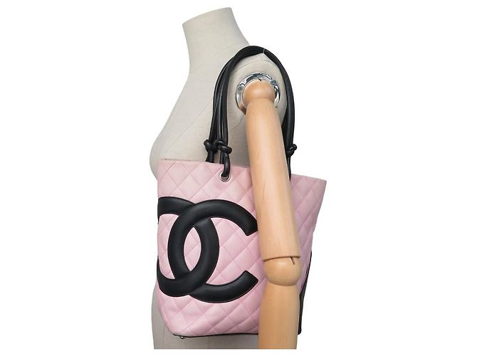 BOLSO DE MANO CHANEL CAMBON EN CUERO QUILTED ROSA Y NEGRO - vista 7