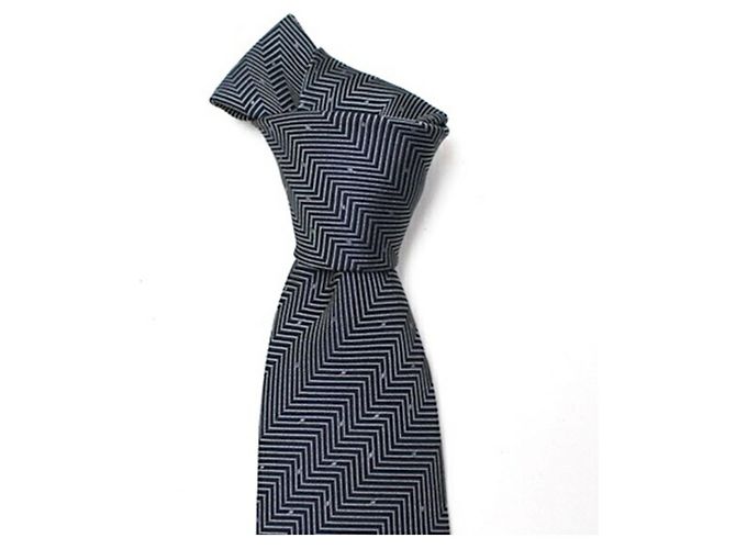 Hermès Men's Silk Cravat Brown - view 7
