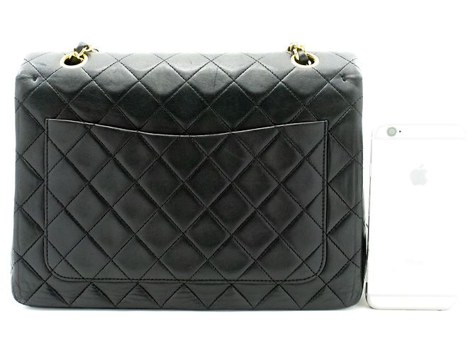 CHANEL Borsa a Spalla Classica con Doppio Flap in Pelle di Agnello Nera Nero - vista 3