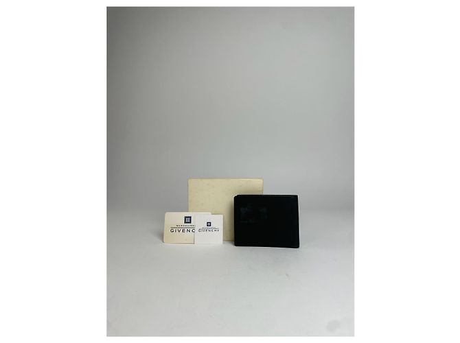 Vintage Givenchy Flapable Leather Wallet Black - view 2