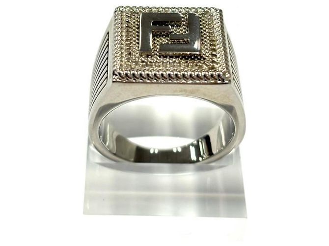 Bague en argent avec logo FF de Fendi - vue 2