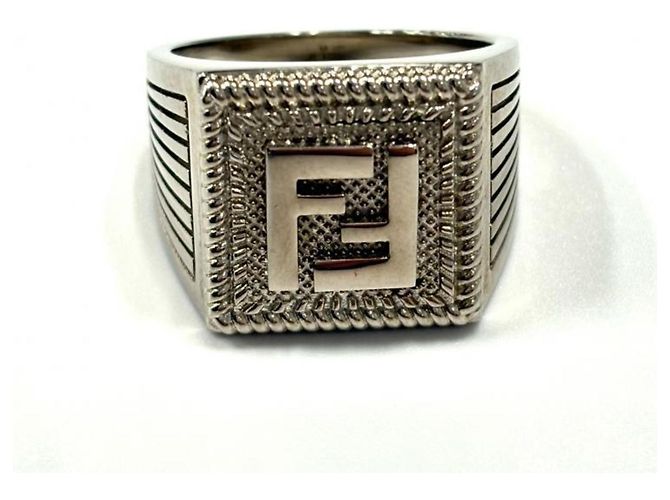 Bague en argent avec logo FF de Fendi - vue 3