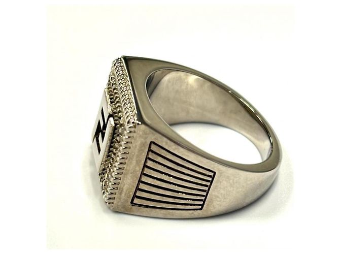 Bague en argent avec logo FF de Fendi - vue 8