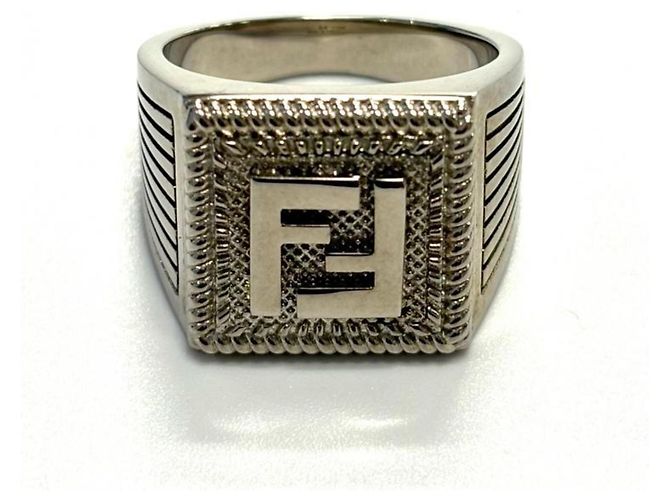 Bague en argent avec logo FF de Fendi - vue 9