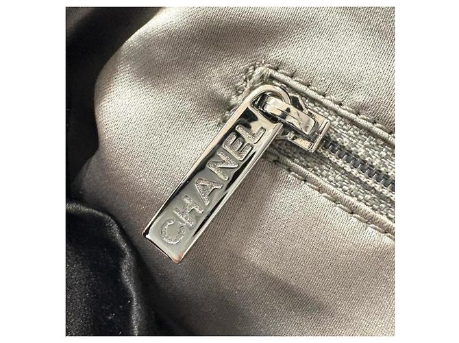 Borsa a spalla con catena 2.55 di CHANEL Nero - vista 10