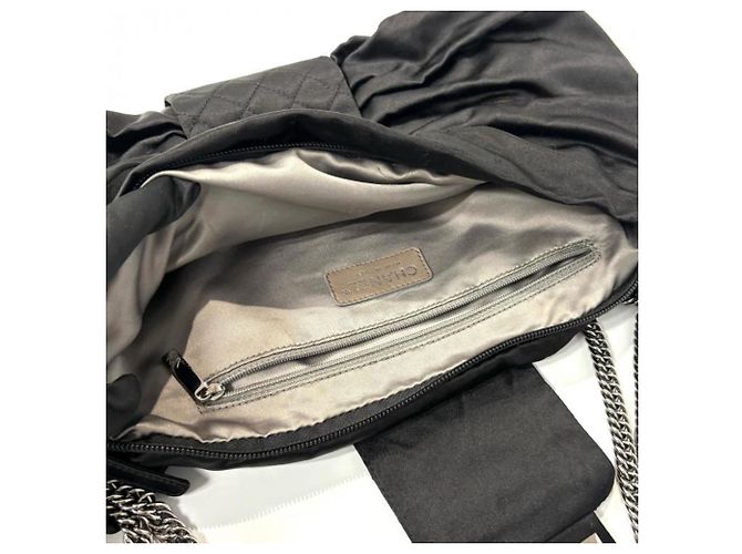 Borsa a spalla con catena 2.55 di CHANEL Nero - vista 9