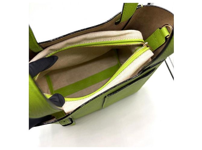 Borsa a spalla micro a secchiello Valextra in verde mela - vista 7