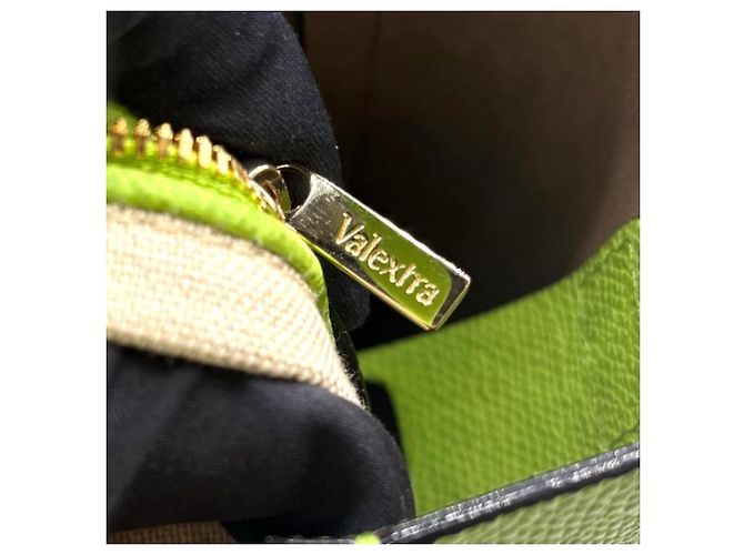 Borsa a spalla micro a secchiello Valextra in verde mela - vista 8