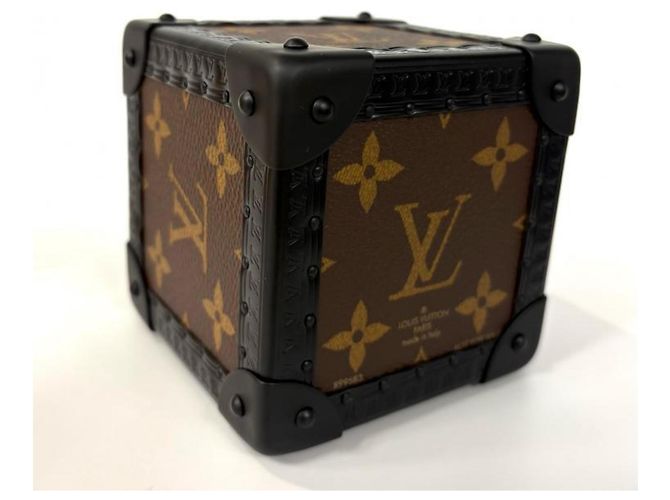 Louis Vuitton Trunk-Shaped Cube Monogram Figurine Brown - view 6