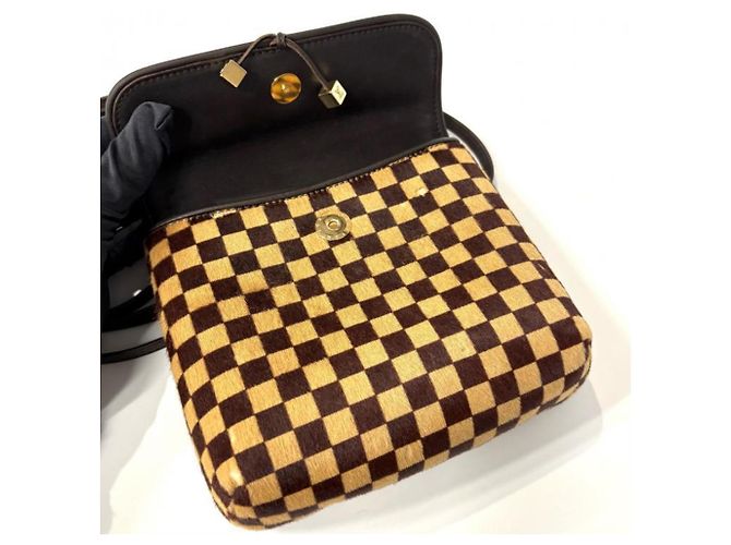 Borsa a Spalla Gazelle Damier Sauvage Louis Vuitton Marrone - vista 4