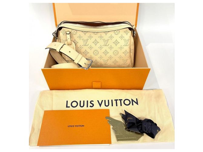 Borsa a Spalla Louis Vuitton Mahina M24255 Hand It All PM Galle 2 in 1 Beige - vista 10