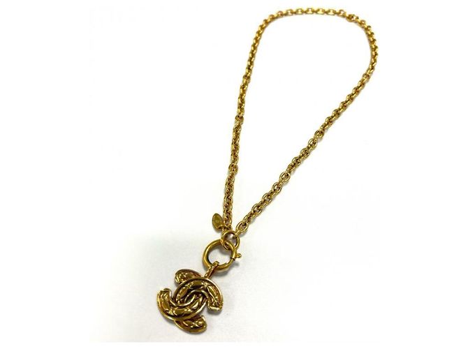 Collana Vintage Coco Mark Matelassé di CHANEL D'oro - vista 3
