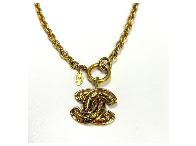 Collana Vintage Coco Mark Matelassé di CHANEL D'oro - vista 4
