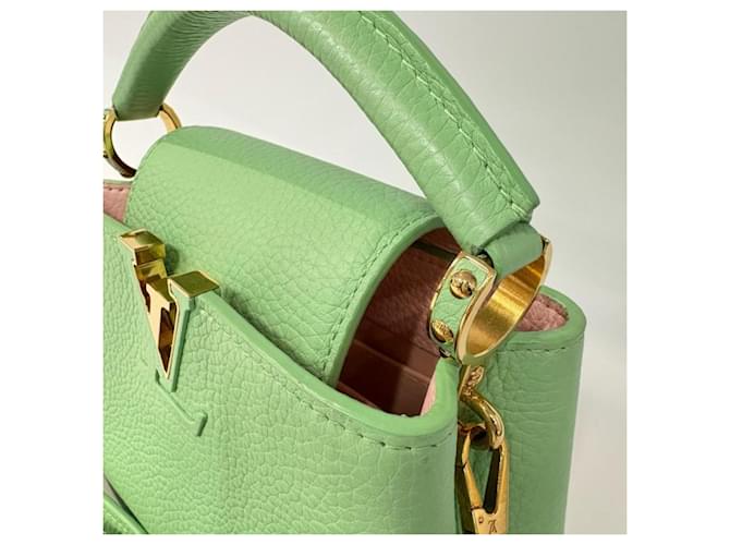 Borsa Capucines Mini Louis Vuitton Verde - vista 5