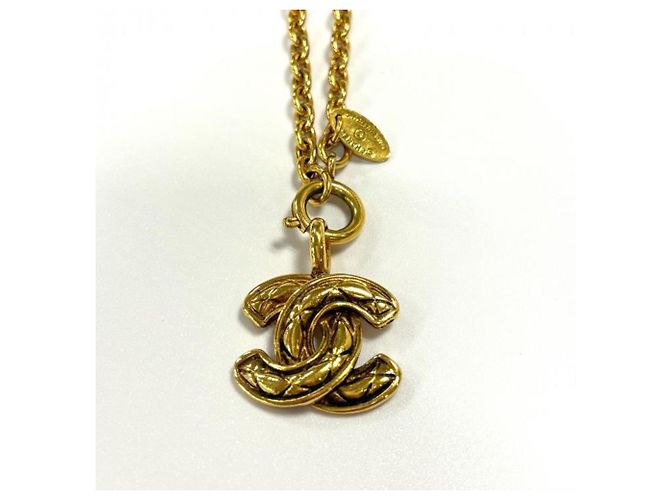 Collana CHANEL Vintage Matelassé Coco Mark in GP dorato D'oro - vista 2
