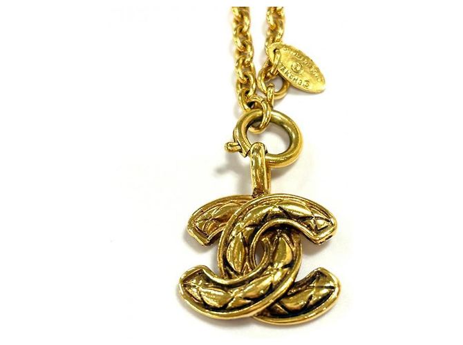 Collana CHANEL Vintage Matelassé Coco Mark in GP dorato D'oro - vista 3