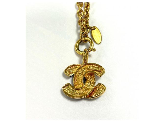 Collana CHANEL Vintage Matelassé Coco Mark in GP dorato D'oro - vista 6