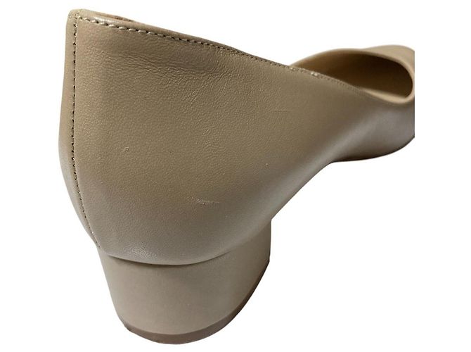BB30 Leder Pumps von Manolo Blahnik Beige - Ansicht 14