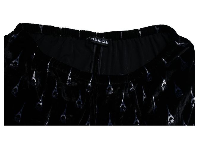 Balenciaga, traje de pijama de terciopelo negro Torre Eiffel - vista 10