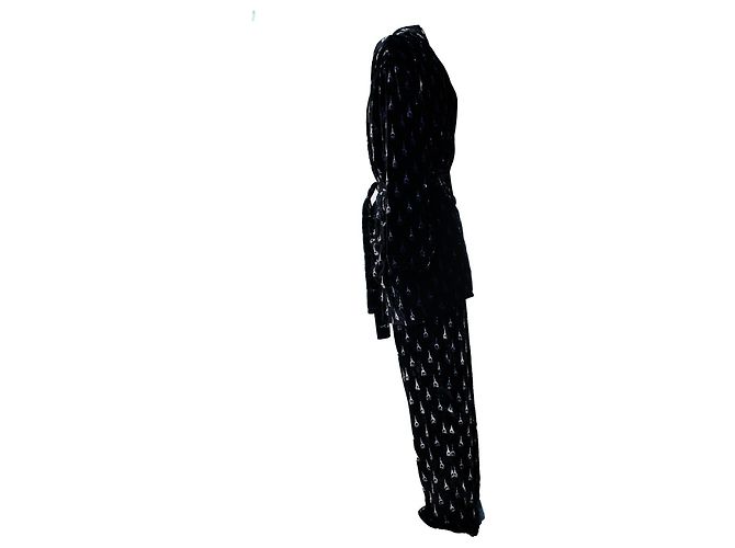 Balenciaga, traje de pijama de terciopelo negro Torre Eiffel - vista 4