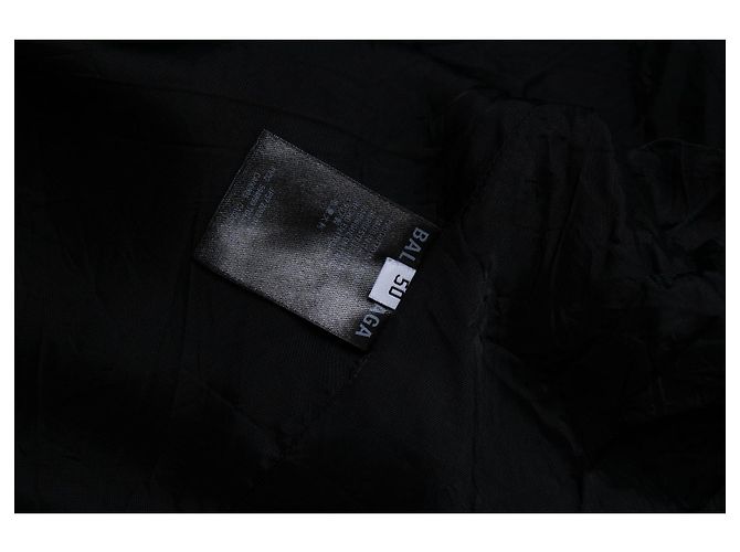 Balenciaga, traje de pijama de terciopelo negro Torre Eiffel - vista 7