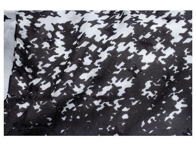 Bufanda estampada en blanco y negro Dsquared2 - vista 2