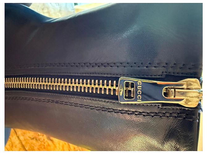 Stivali con piattaforma Gucci in pelle blu navy - vista 4