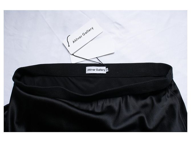 Autre Marque Falda midi de seda negra Ahlvar gallery Negro - vista 7