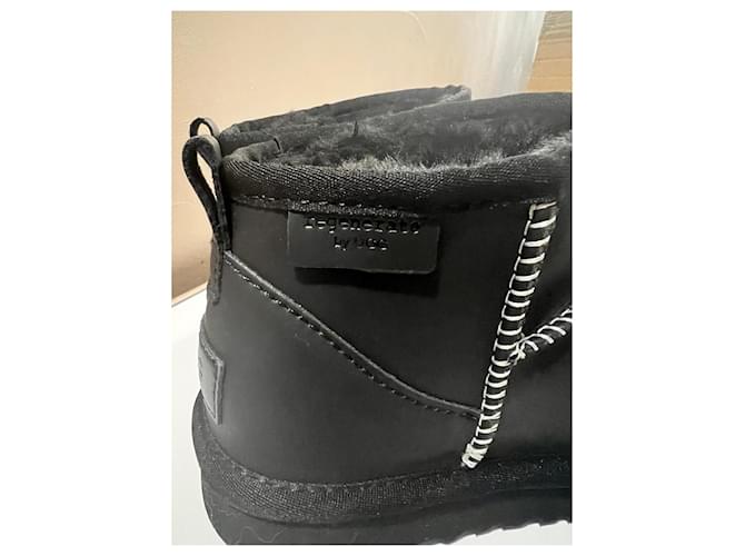 Botas UGG cortas negras Negro - vista 3