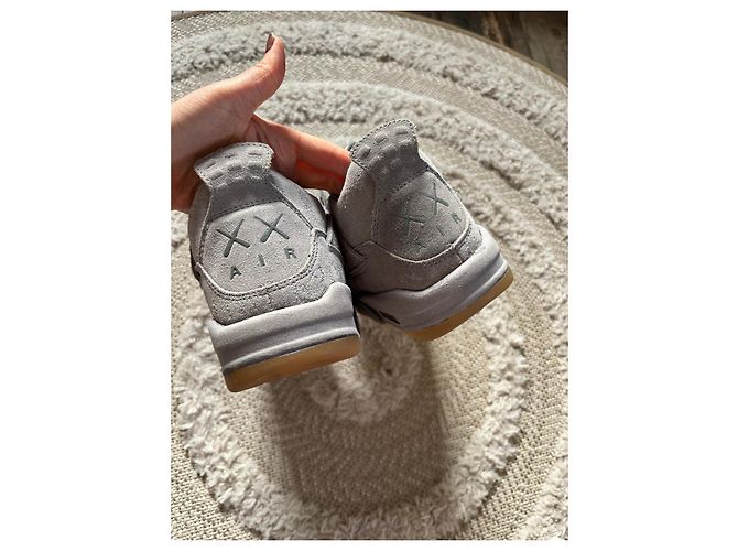 Autre Marque Sneakers Air Jordan 4 Retro KAWS Grigio - vista 5
