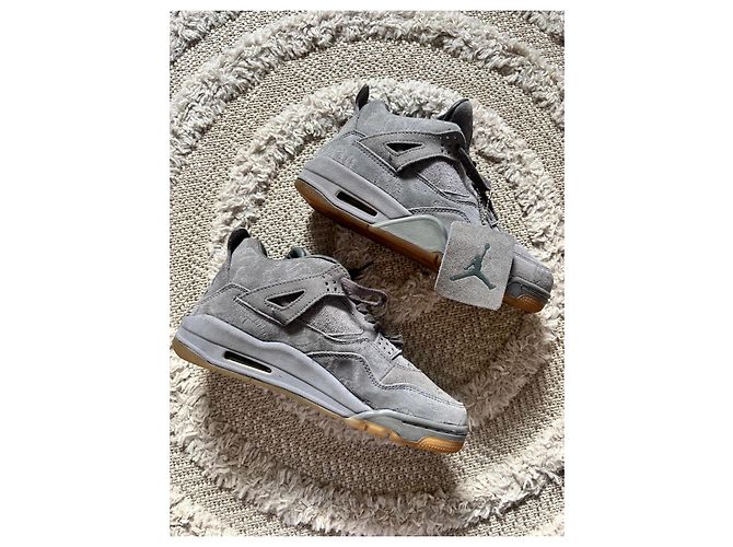 Autre Marque Sneakers Air Jordan 4 Retro KAWS Grigio - vista 9