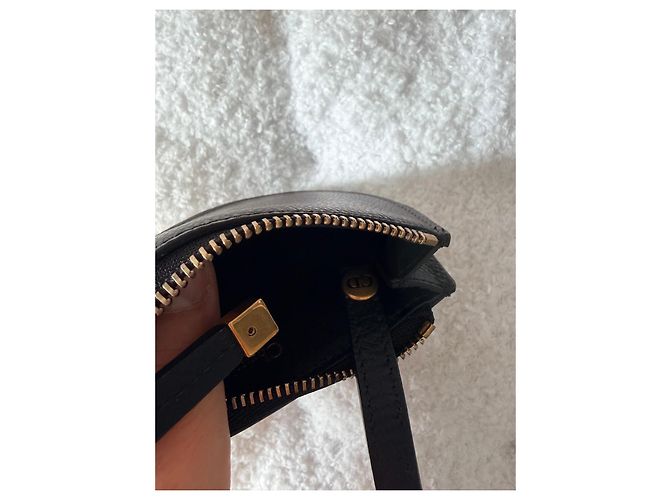 Cartera Saddle icónica Christian Dior – cuero negro – charm 'D' – nueva, conjunto completo - vista 11