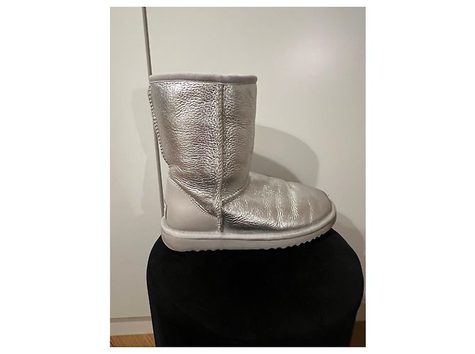 Botines Ugg de cuero plateado Plata - vista 2