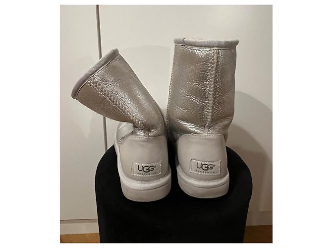 Botines Ugg de cuero plateado Plata - vista 3