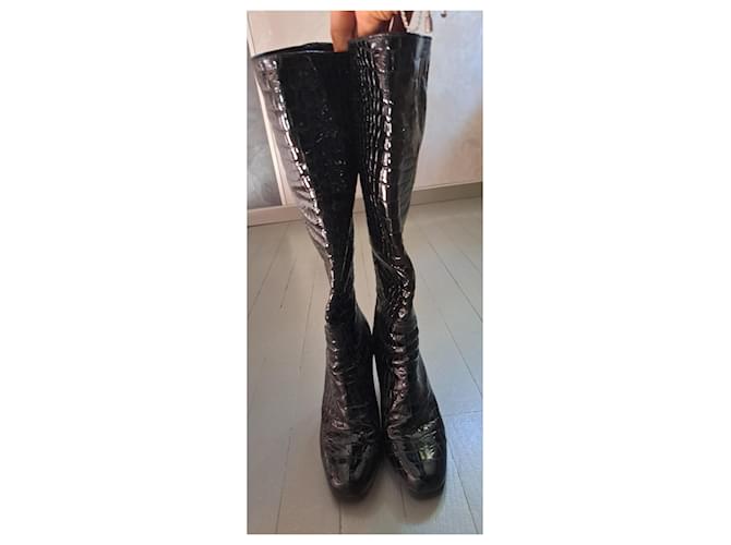 Botas Prada de charol efecto cocodrilo negras Negro - vista 2