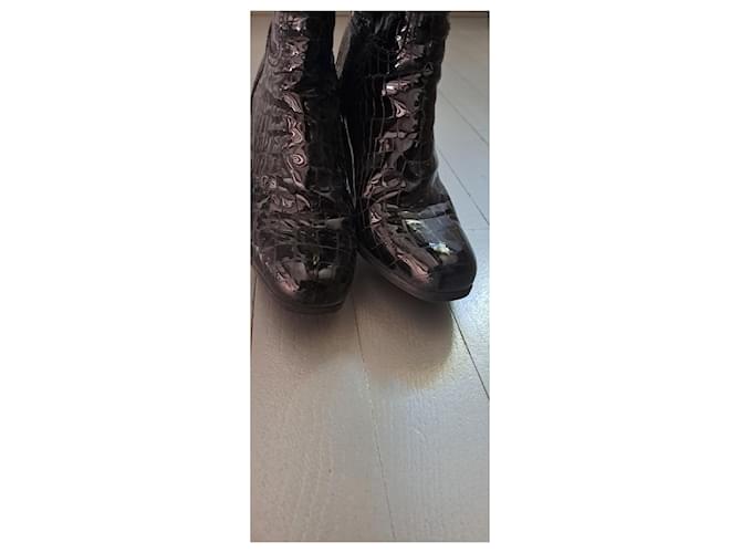 Botas Prada de charol efecto cocodrilo negras Negro - vista 3