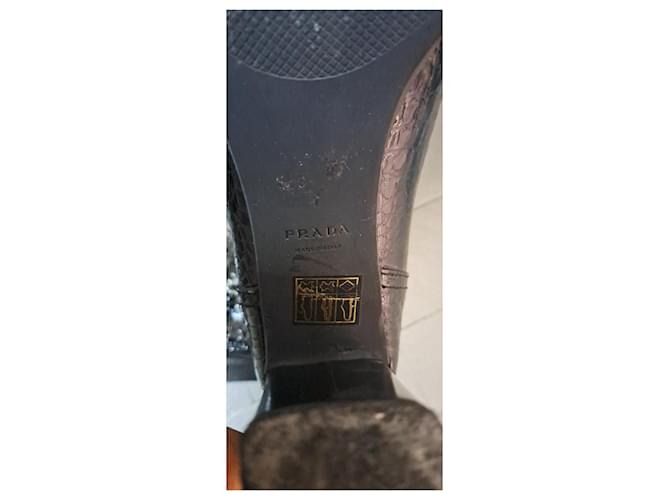 Botas Prada de charol efecto cocodrilo negras Negro - vista 8